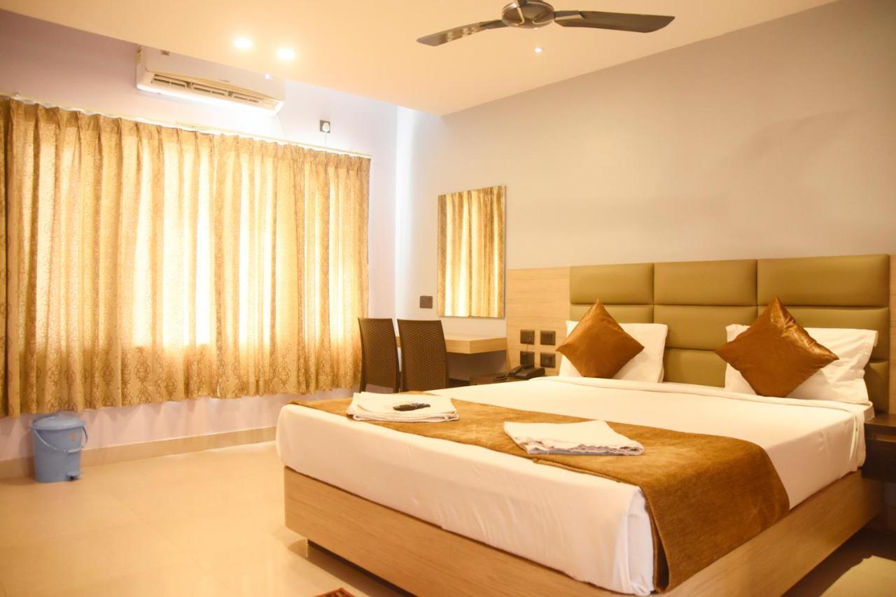 Hotel Om International Gokarna  Extérieur photo