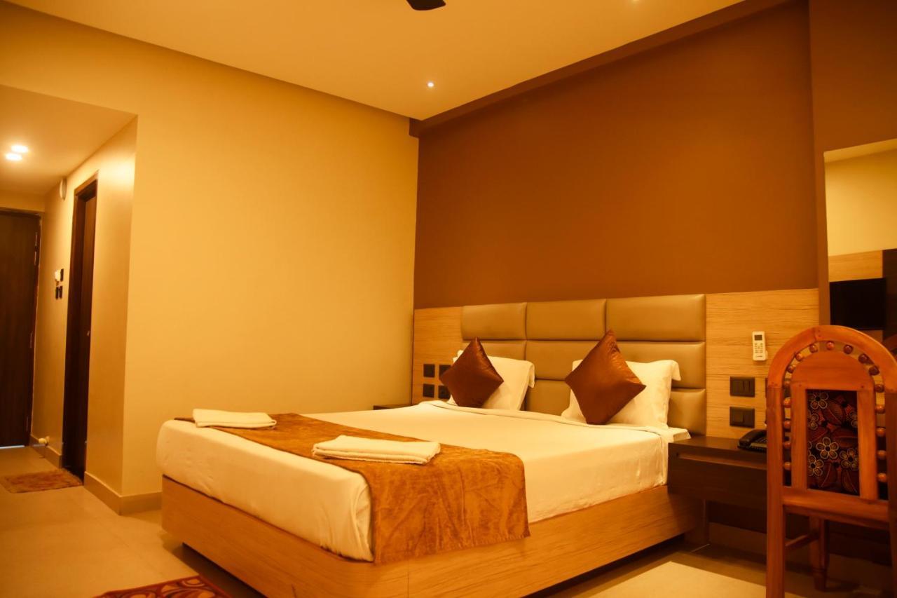 Hotel Om International Gokarna  Extérieur photo