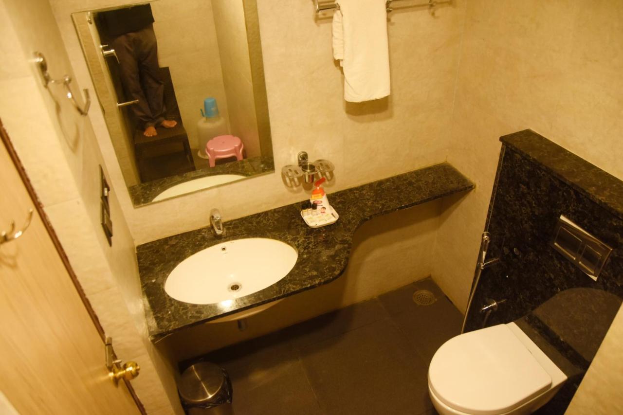 Hotel Om International Gokarna  Extérieur photo